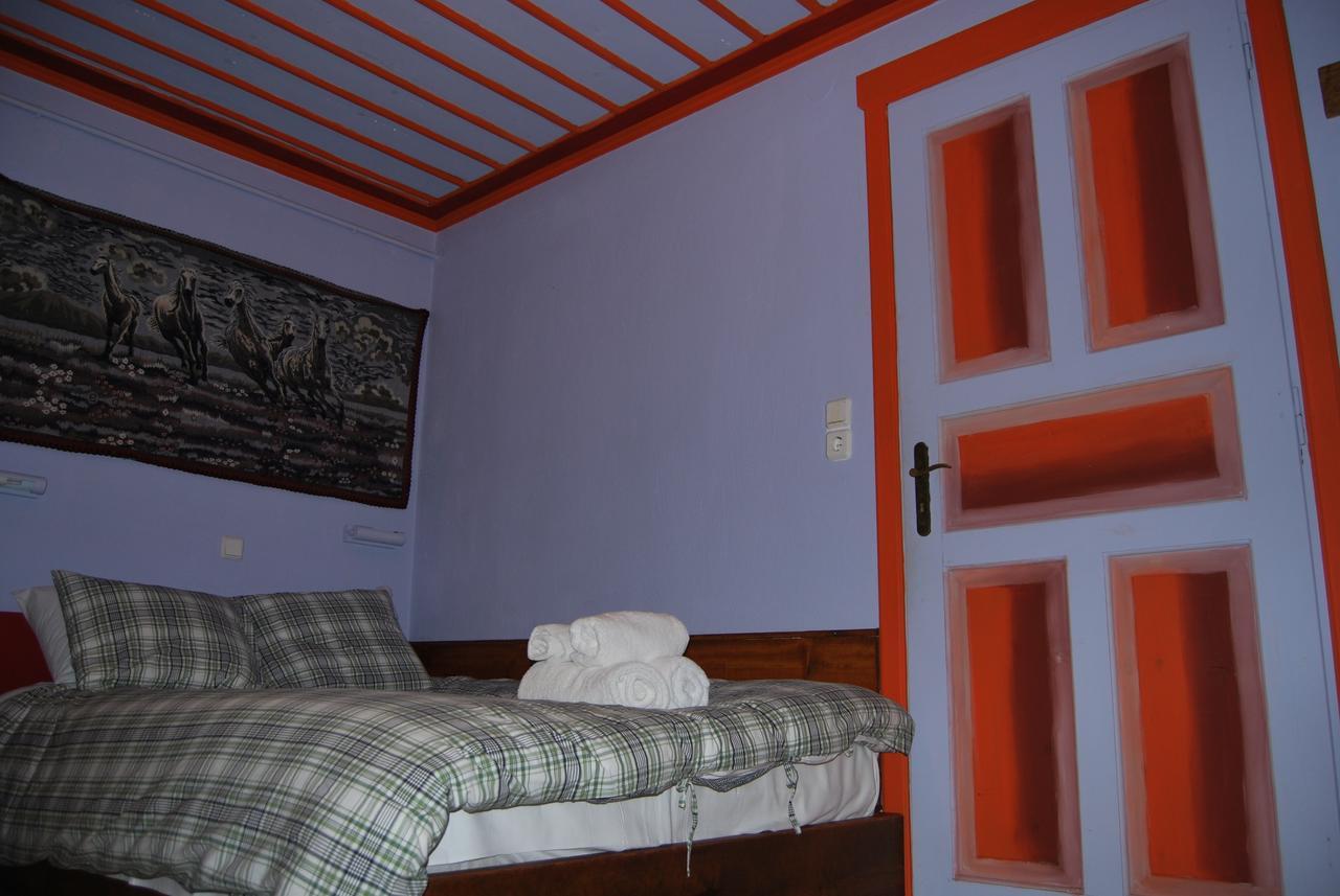 Tritoxo Guesthouse Koukkoúlion 외부 사진